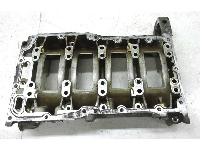 2004-2011 SAAB 9-3 OEM 2.0L TURBO ENGINE UPPER OIL PAN CRANK SHAFT HOUSING 