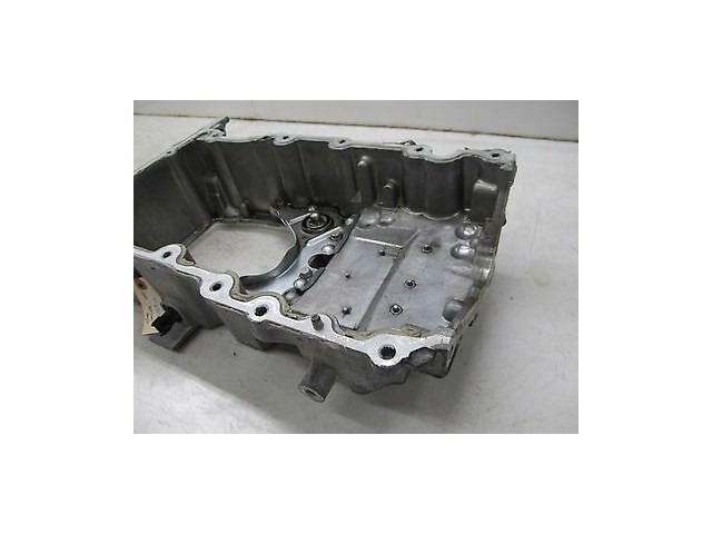 2013-2016 CADILLAC ATS OEM 2.5L ENGINE UPPER OIL PAN 12654317