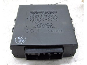   2001-2006 LEXUS LS430 OEM RIGHT FRONT HEADLAMP LIGHT LEVELING CONTROL MODULE 