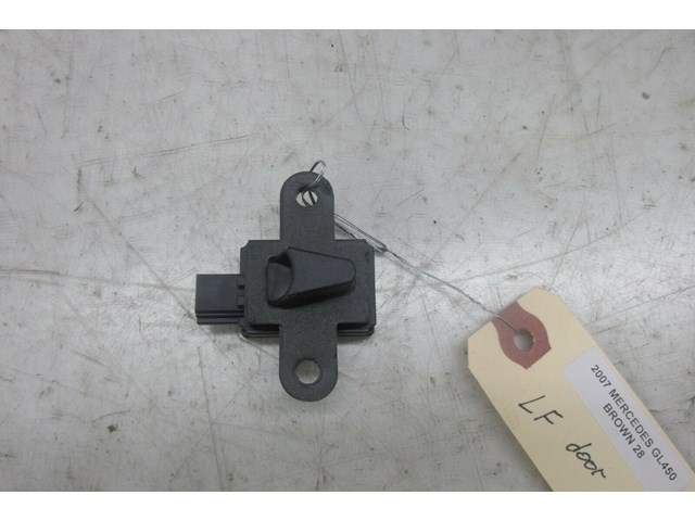 2007-2012 MERCEDES GL450 X164 OEM LEFT FRONT DOOR IMPACT CRASH AIRBAG SENSOR