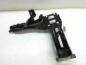 2003-2005 RANGE ROVER HSE L322 OEM RIGHT FRONT RADIATOR SUPPORT BRACKET