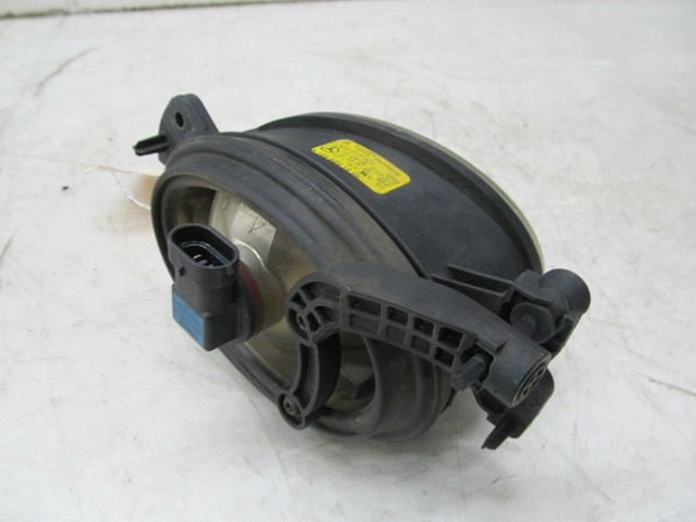 2007-2012 MERCEDES GL450 X164 OEM RIGHT FRONT BUMPER FOG LIGHT LAMP