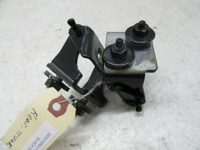 2013-2018 FORD FOCUS ST OEM REAR TRUNK TAILGATE LIFTGATE LATCH HINGES CM5142901