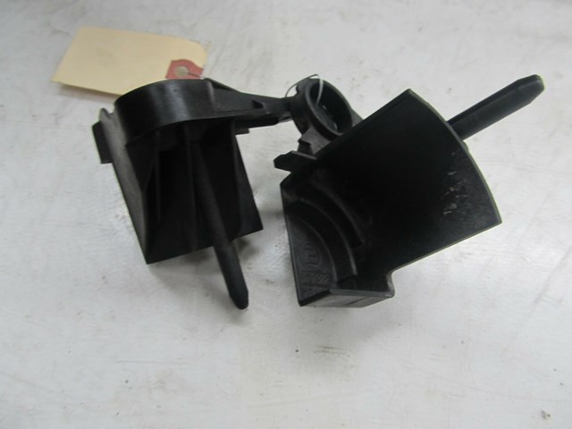 2003-2006 RANGE ROVER HSE OEM RADIATOR MOUNT BRACKET SET PAIR OF TWO(2)  