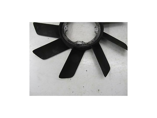 1985-1992 BMW 325i E30 OEM FRONT ENGINE COOLING FAN 