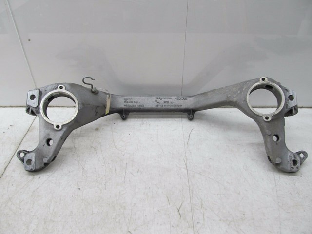 2004-2007 VOLKSWAGEN TOUAREG OEM FRONT ENGINE CROSS MEMBER SUBFRAME SUPPORT 