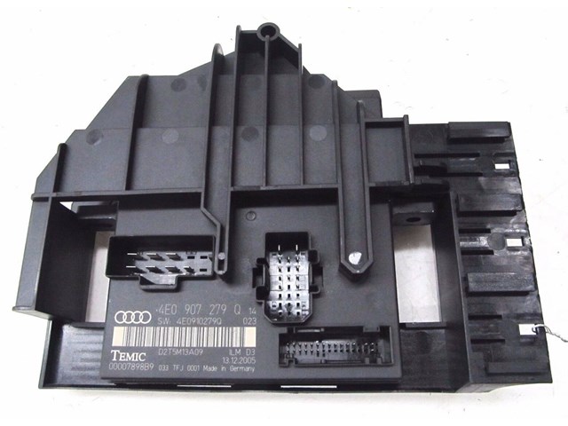 2004-2008 AUDI A8L W12 OEM ON BOARD INFO DISPLAY MODULE COMPUTER 4E0 907 279 Q