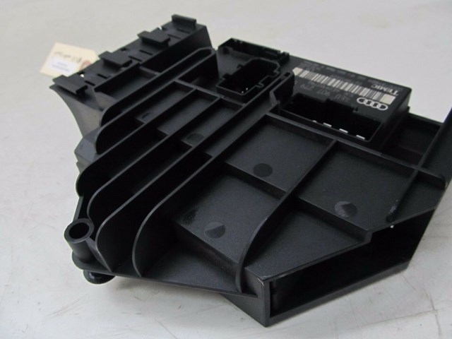 2004-2008 AUDI A8L W12 OEM ON BOARD INFO DISPLAY MODULE COMPUTER 4E0 907 279 Q