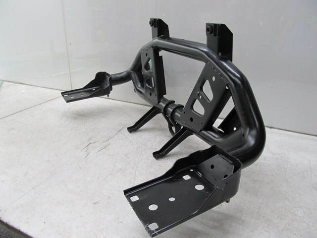  2003-2006 RANGE ROVER HSE OEM FRONT LOWER CORE SUBFRAME SUPPORT 