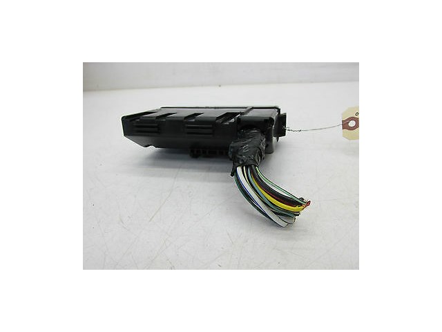 2003-2004 INFINITI G35 COUPE OEM RIGHT FRONT UNDER HOOD FUSE RELAY BOX MODULE