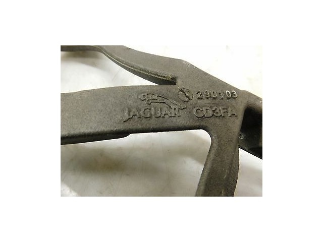 2004-2007 JAGUAR XJ8 X350 OEM TRANSMISSION MOUNT BRACKET SUPPORT SUBFRAME