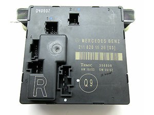 2003-2005 MERCEDES E500 W211 OEM RIGHT REAR DOOR MODULE CONTROL DOOR UNIT
