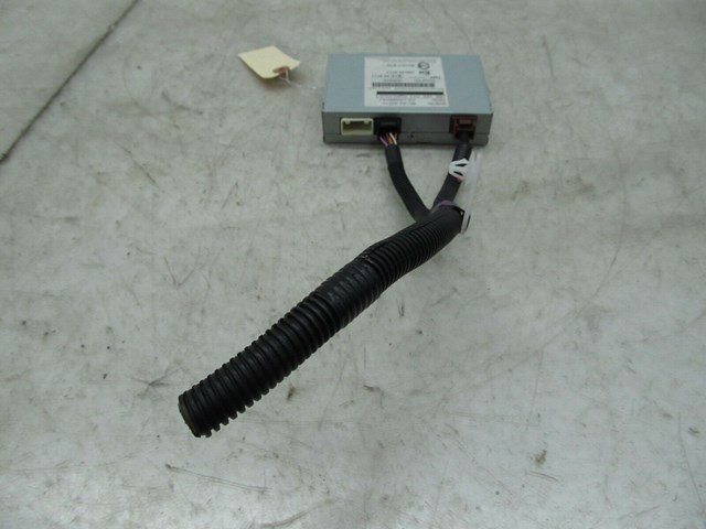  2007-2011 LEXUS GS350 OEM RIGHT REAR MULTI INTERFACE COMPUTER MODULE 