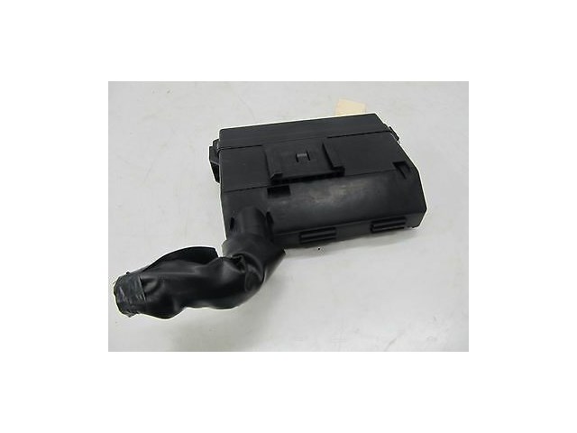 2004-2005 NISSAN 350Z ROADSTER OEM RIGHT FRONT UNDER HOOD FUSE RELAY BOX MODULE