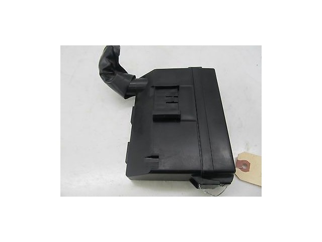 2004-2005 NISSAN 350Z ROADSTER OEM RIGHT FRONT UNDER HOOD FUSE RELAY BOX MODULE