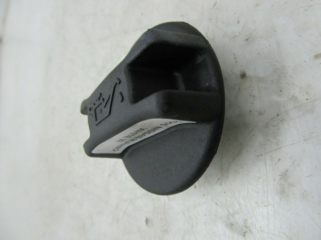 2015-2019 NISSAN MURANO OEM OIL CAP