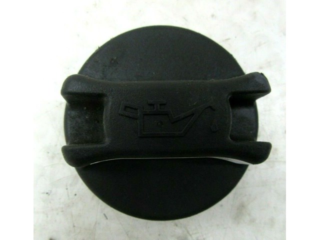 2015-2019 NISSAN MURANO OEM OIL CAP