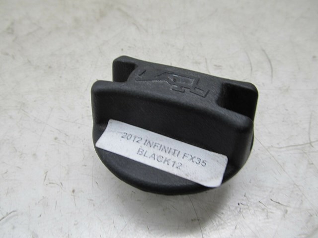 2009-2012 INFINITI FX35 OEM ENGINE OIL CAP 