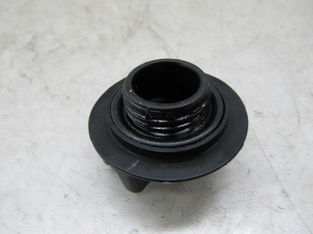 2009-2012 INFINITI FX35 OEM ENGINE OIL CAP 