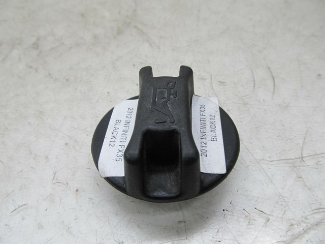 2009-2012 INFINITI FX35 OEM ENGINE OIL CAP 