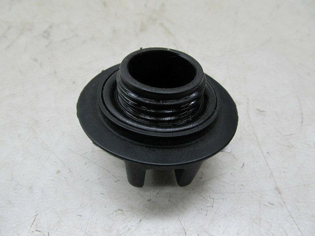 2009-2012 INFINITI FX35 OEM ENGINE OIL CAP 