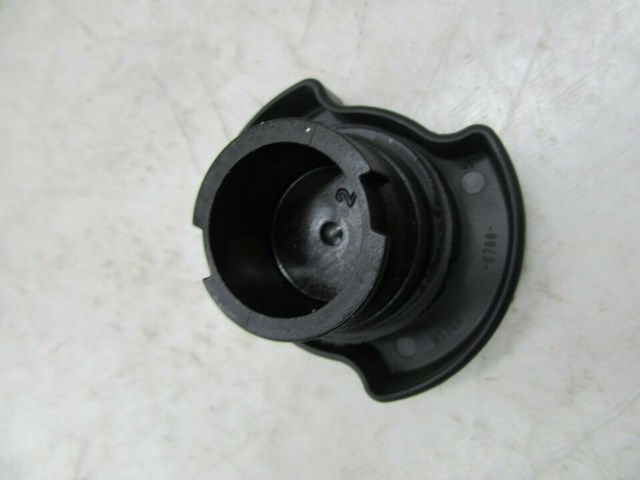 2010-2012 LINCOLN MKZ OEM ENGINE OIL CAP