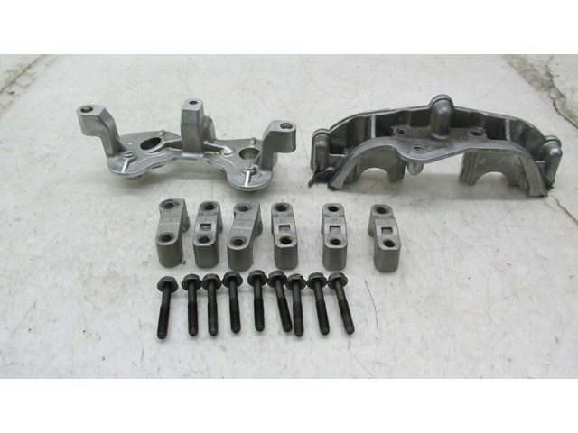 2015-2019 NISSAN MURANO OEM LEFT SIDE CAMSHAFT BEARING CAPS 