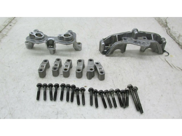 2015-2019 NISSAN MURANO OEM RIGHT SIDE CAMSHAFT BEARING CAPS 