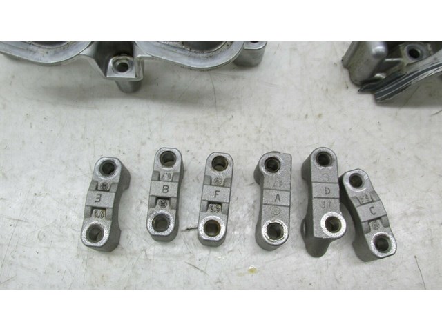 2015-2019 NISSAN MURANO OEM RIGHT SIDE CAMSHAFT BEARING CAPS 