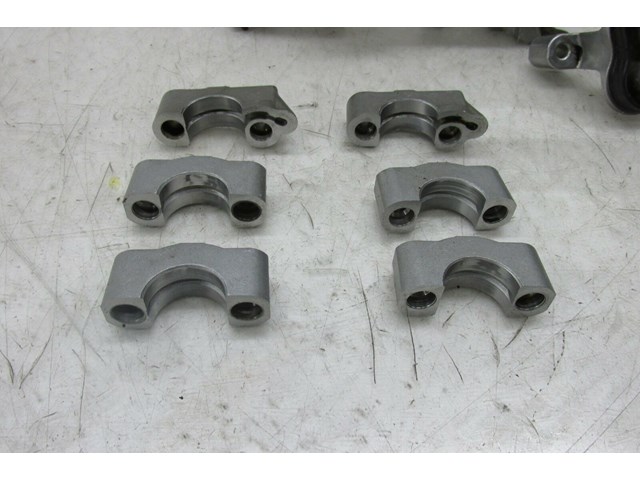 2009-2012 INFINITI FX35 OEM LEFT SIDE CAMSHAFT BEARING CAP SET 