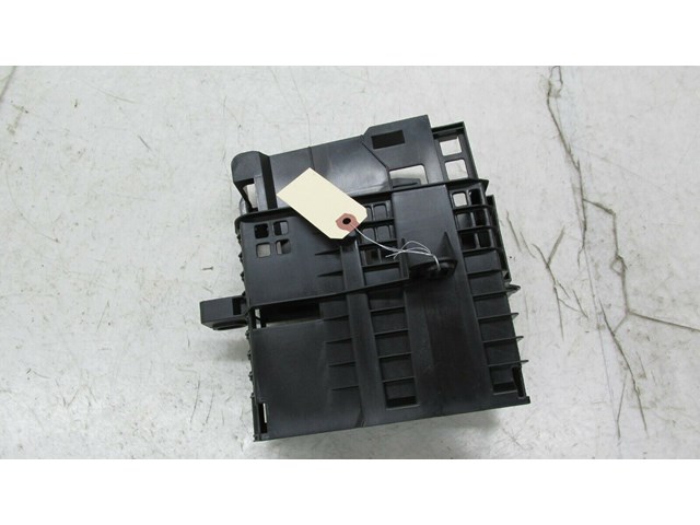 2009-2012 AUDI Q5 8R OEM LEFT REAR TRUNK COMPUTER MODULE MOUNT BRACKET 