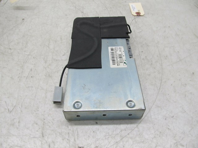 2001-2006 LEXUS LS430 OEM RIGHT REAR TELEPHONE CONTROL MODULE 