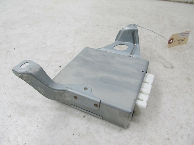 2001-2006 LEXUS LS430 OEM LEFT FRONT TILT TELESCOPIC COMPUTER MODULE 