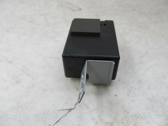2009-2013 INFINITI G37 CONVERTIBLE OEM RIGHT FRONT DOOR LOCK CONTROL MODULE 
