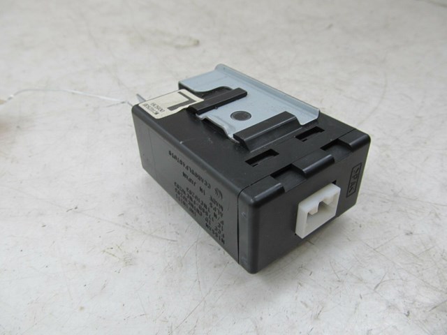 2009-2013 INFINITI G37 CONVERTIBLE OEM RIGHT FRONT DOOR LOCK CONTROL MODULE 