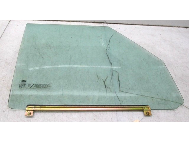 2003-2004 LAND ROVER DISCOVERY OEM RIGHT FRONT DOOR WINDOW GLASS 