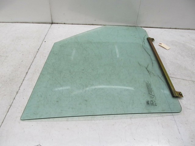 2003-2004 LAND ROVER DISCOVERY OEM RIGHT FRONT DOOR WINDOW GLASS 