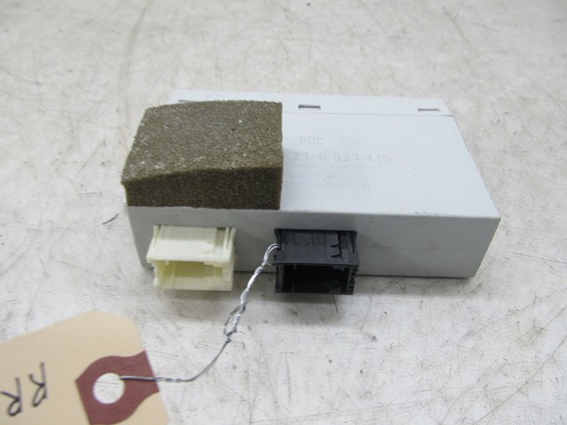 2002-2006 BMW M3 E46 COUPE OEM RIGHT REAR TRUNK PARKING DISTANCE CONTROL MODULE