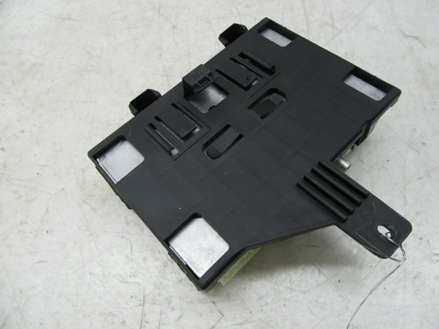 2013-2017 CADILLAC XTS OEM REAR DECKLID BLUETOOTH COMMUNICATION INTERFACE MODULE