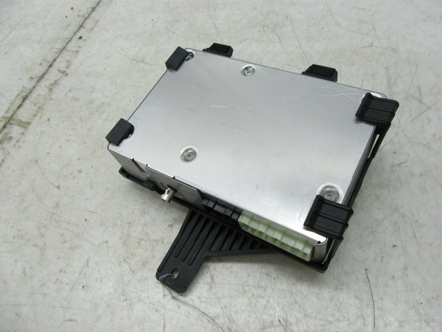 2013-2017 CADILLAC XTS OEM REAR DECKLID BLUETOOTH COMMUNICATION INTERFACE MODULE