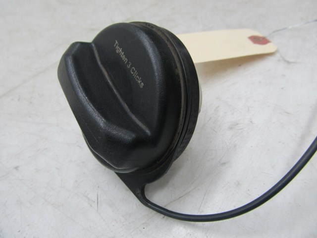 2003-2007 CHEVY SILVERADO OEM LEFT REAR FUEL GAS CAP 