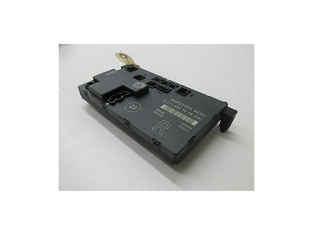 2003-2005 MERCEDES BENZ E320 W211 OEM RIGHT FRONT DOOR MODULE CONTROL UNIT