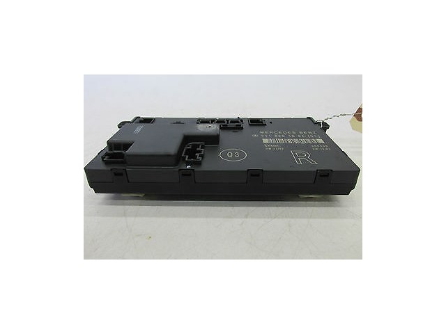 2003-2006 MERCEDES BENZ E320 W211 OEM RIGHT FRONT DOOR MODULE CONTROL  UNIT 