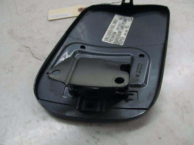 2004-2007 VOLKSWAGEN TOUAREG OEM GAS FUEL TANK COVER CAP LID GRAY METALLIC