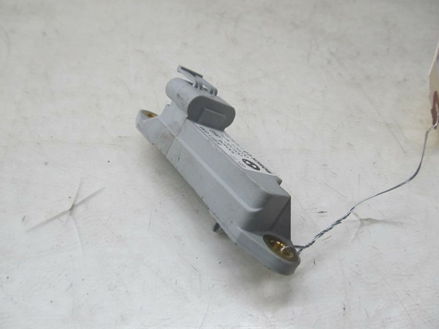 O2-O6 BMW M3 E46 COUPE OEM RIGHT FRONT AIRBAG IMPACT CRASH SENSOR 