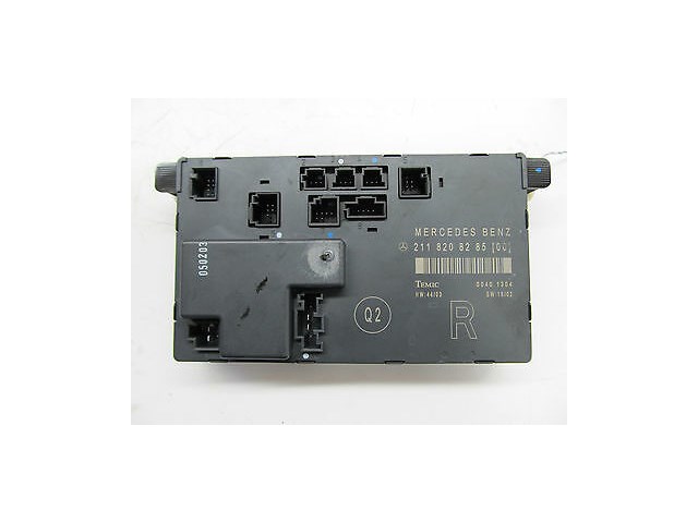 2003-2006 MERCEDES BENZ E500 W211 OEM RIGHT FRONT PASSENGERS DOOR CONTROL MODULE