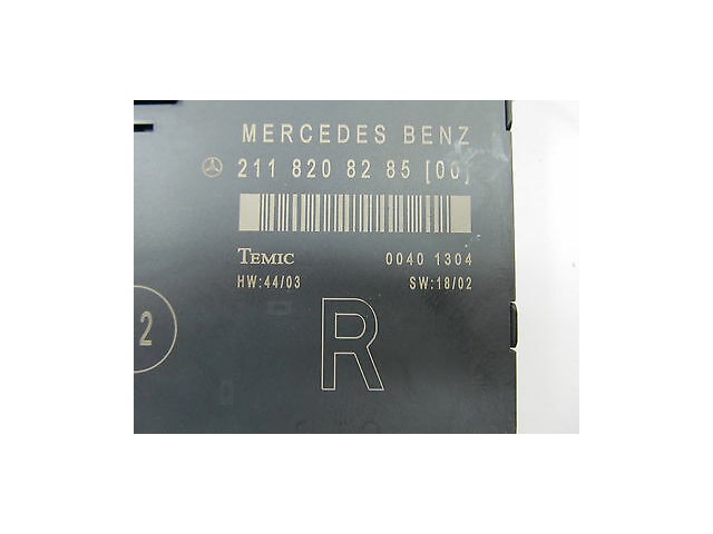 2003-2006 MERCEDES BENZ E500 W211 OEM RIGHT FRONT PASSENGERS DOOR CONTROL MODULE