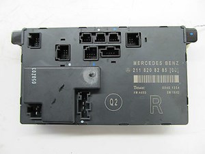 2003-2006 MERCEDES BENZ E500 W211 OEM RIGHT FRONT PASSENGERS DOOR CONTROL MODULE