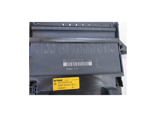 2003-2006 MERCEDES BENZ S500 W220 OEM LEFT FRONT SEAT MEMORY CONTROL MODULE