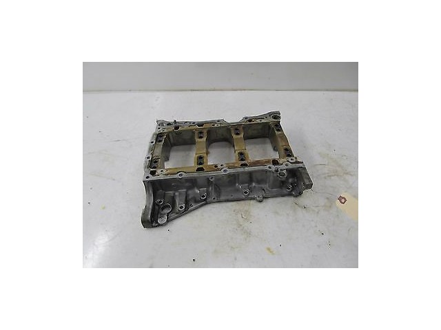 2007-2008 NISSAN 350Z COUPE OEM UPPER BLOCK COVER CRANKSHAFT HOUSING